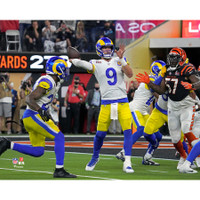 Matthew Stafford Unsigned 8x10 (Rams) Photo # 2 S.B.