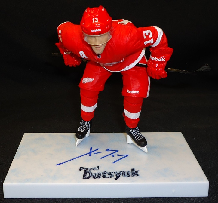 Detroit Red Wings NHL Pavel Datsyuk McFarlane Series 30 Figure