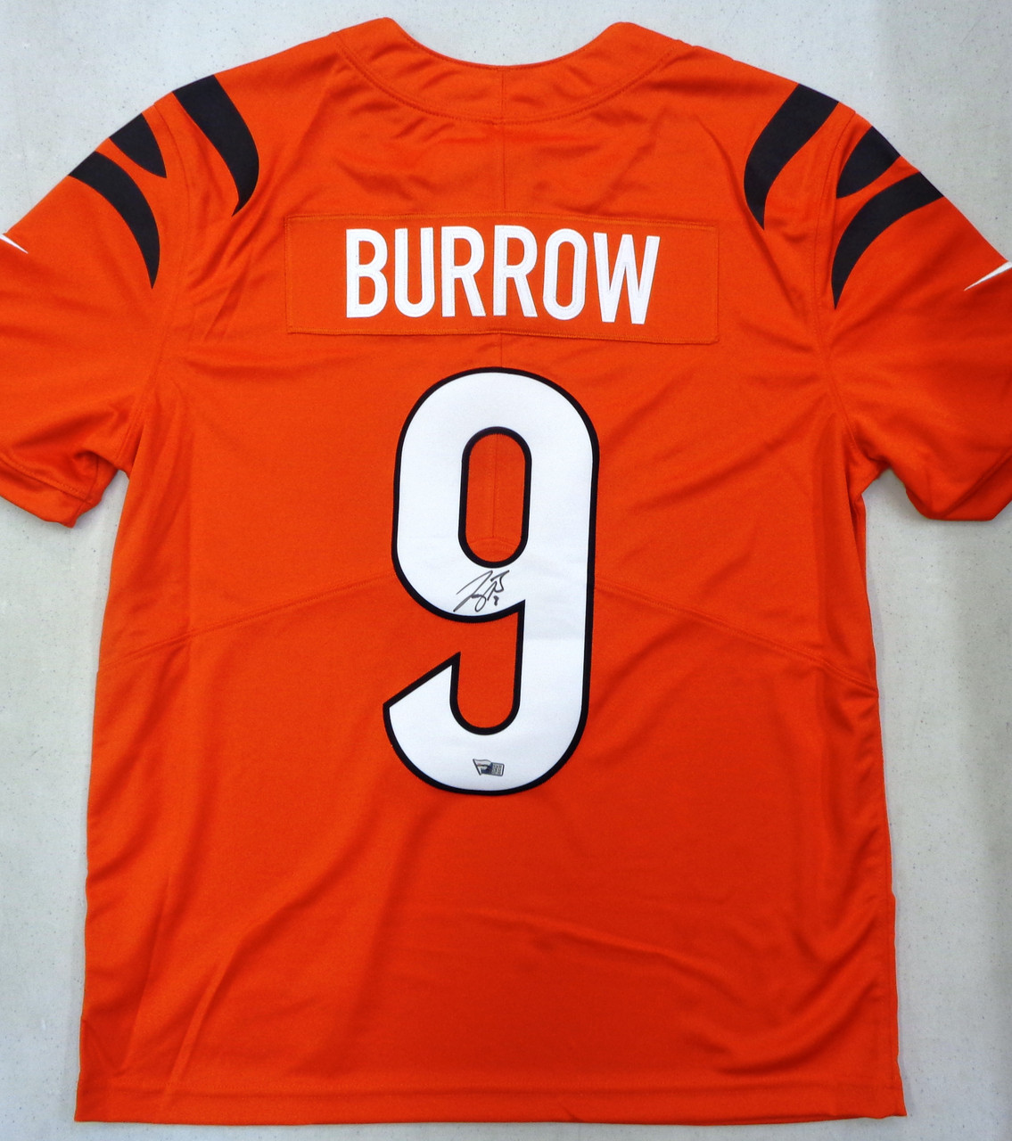 Joe Burrow Autographed Cincinnati Bengals Nike Orange Limited Jersey