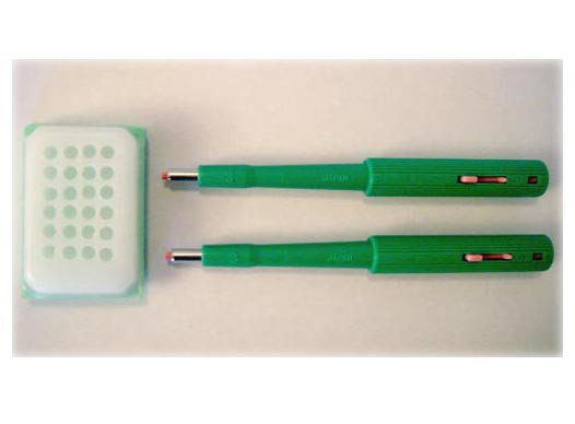 雑誌　TISSUE No.3 GT roman CC TISSUE CASE 3 | BALLISTICS