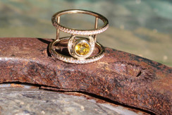 14k gold horse shoe ring with diamonds and yellow sapphire