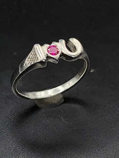 I love horse ring 
