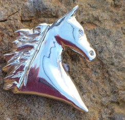 High headed horse head pendant