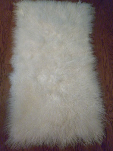 Real Mongolian Tibet  Lamb Fur Bleached White  Rug  Plate  Throw  genuine