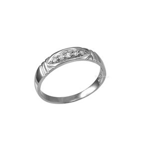 4.5MM Womens Diamond Wedding Band in Sterling Silver