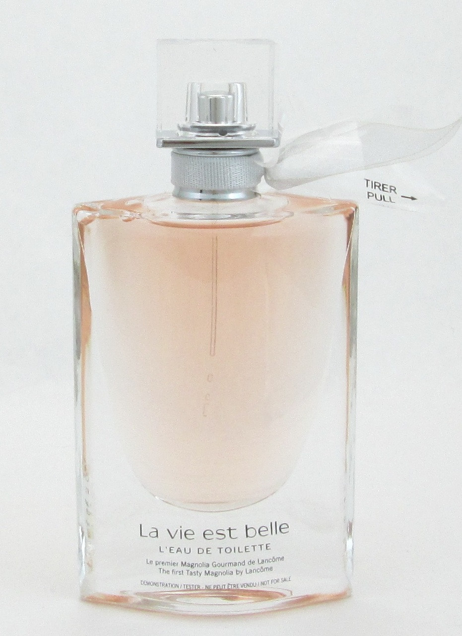 Lancome La Vie Est Belle L'Eau De Toilette Spray for Women 50 ml/ 1.7 ...