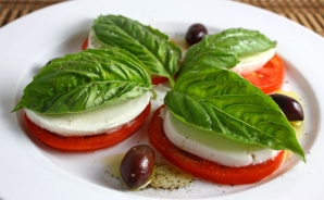 caprese-298x184.jpg