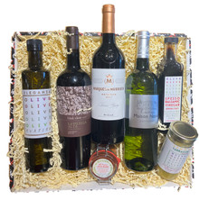 Merry Mediterranean Deluxe Gift Basket
