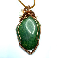 Green Jasper & White Pearl Necklace