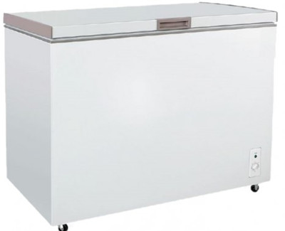 Chest freezer with Solid Top door