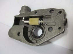 Poulan Craftsman Chainsaw Oil Pump 3 3 305 2700 2800 3000 3300 3 3 Used