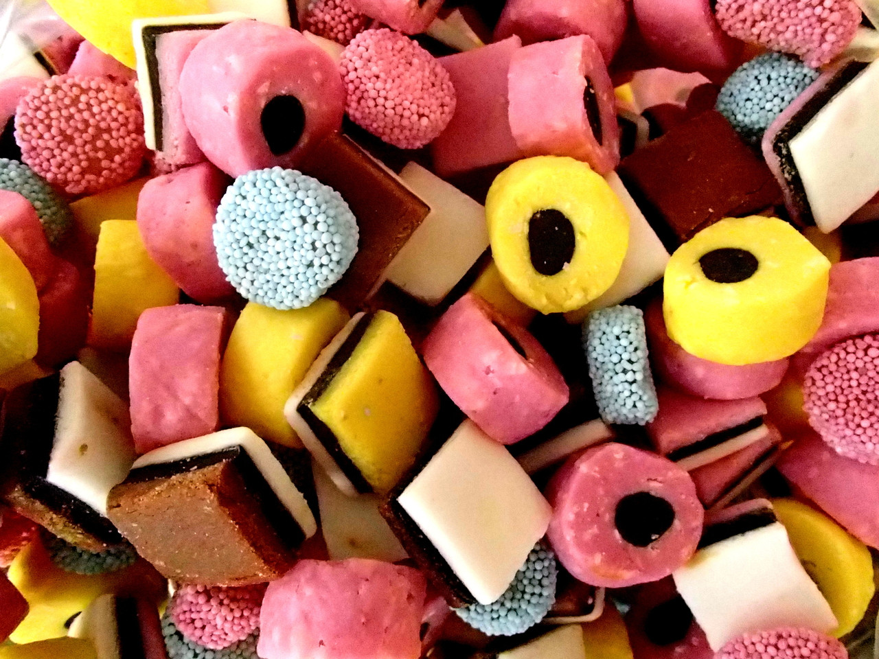 Gustaf's Premium Licorice Allsorts 3 Pound ( 48 OZ ) CandyKorner
