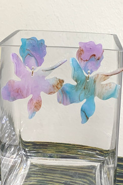 Acrylic Flower Dangle Earrings Blue/Purple