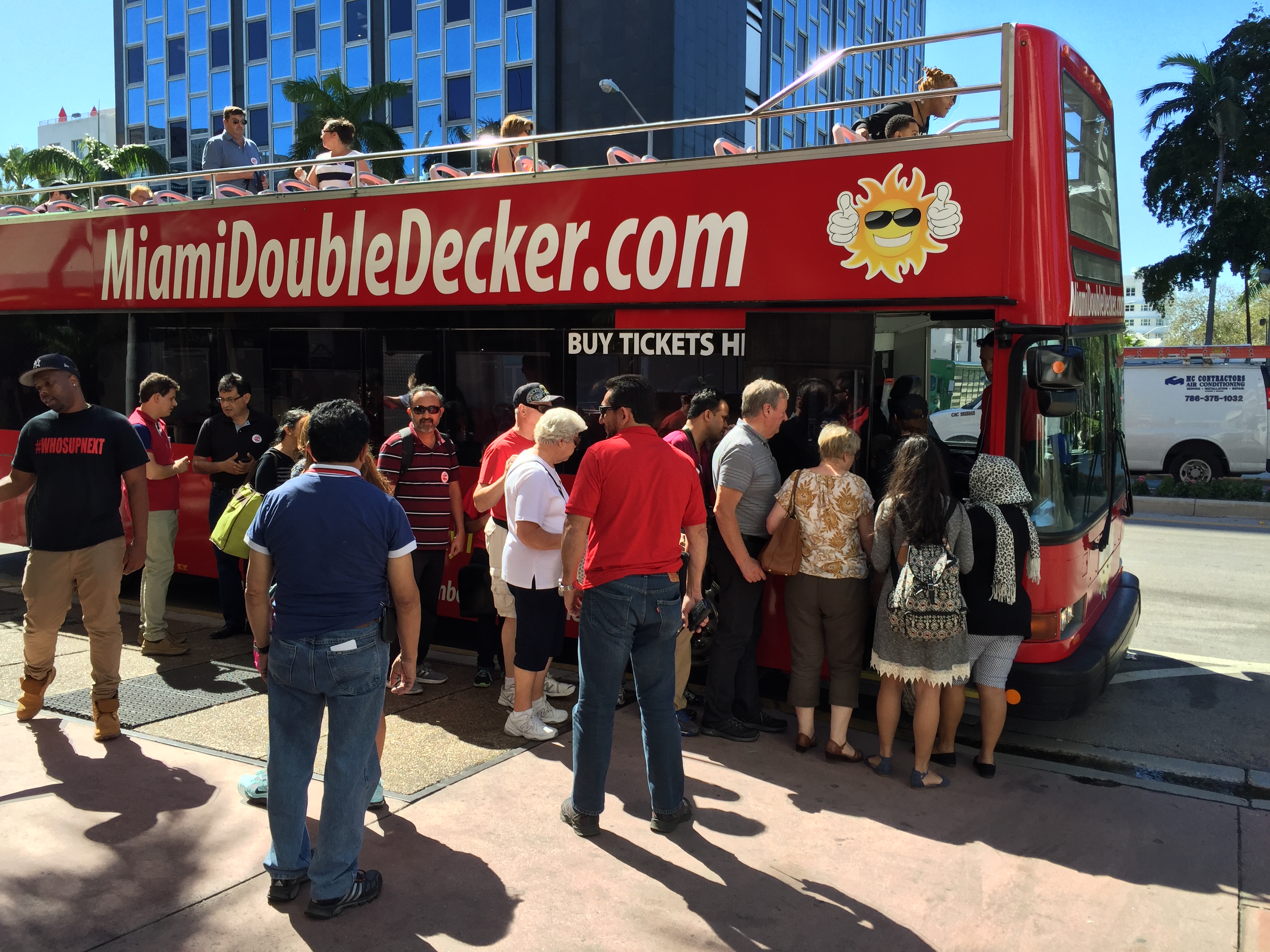 miami-bus-tours-miami-double-decker.jpg