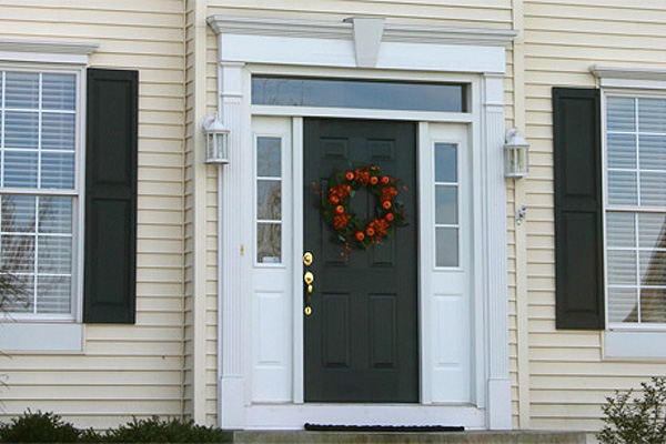 12 inch crosshead with keystone and pilasters