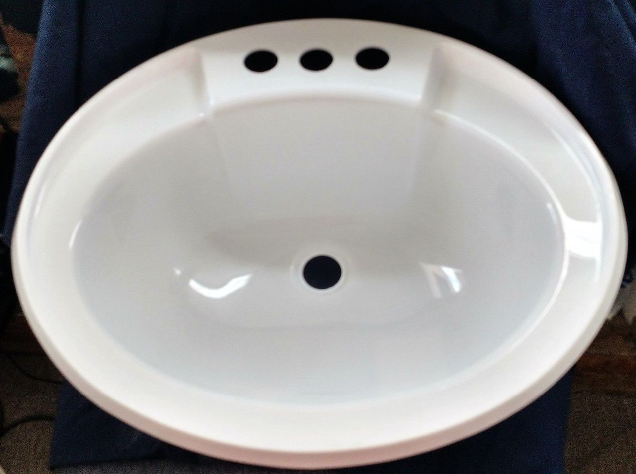 20 x 17 oval steel porcelain bathroom sink