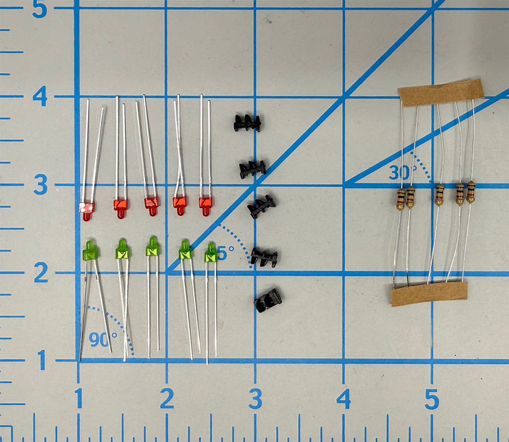 Dwarf Signal Kit - Red/Green with 1K Resistor -Package of 5 - Model ...
