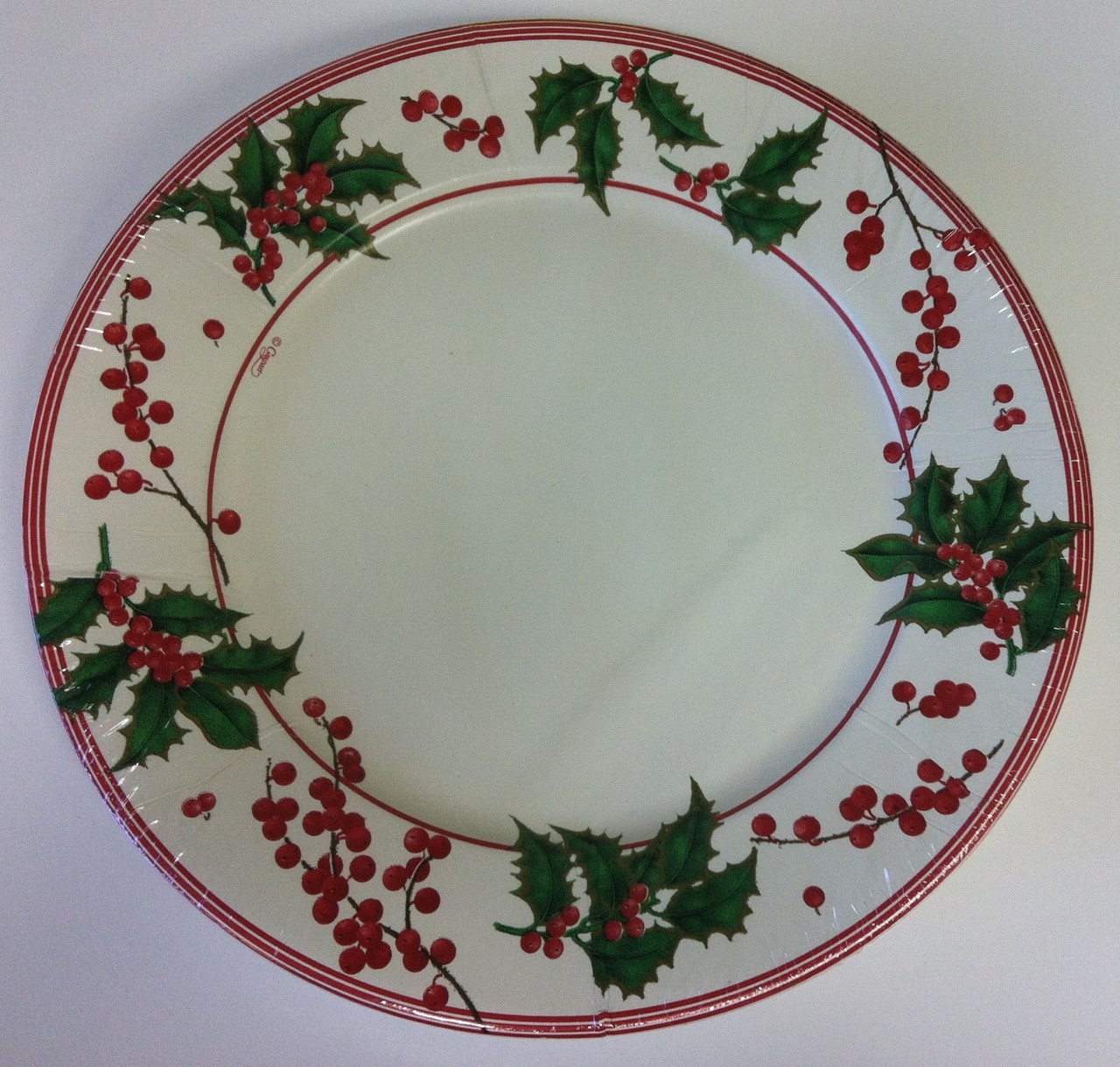 Caspari 'Holly and Berries' Ivory Dinner Plates