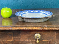 A CHARMING ANTIQUE BLUE AND WHITE PLATE DISH WARMER