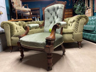A FINE VICTORIAN ANTIQUE COUNTRY HOUSE ARMCHAIR