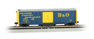 16368 N Scale Bachmann Track Cleaning 50' Plug-Door Box Car-B&O (blue & yellow) #478554