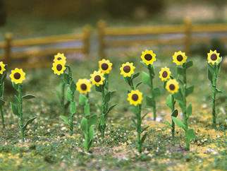32506 HO Scale Bachmann Sunflowers 1" Tall (16 Per Pack)