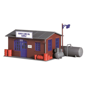 788 HO Scale Model Power Quick Lube Oil Supply Built Up