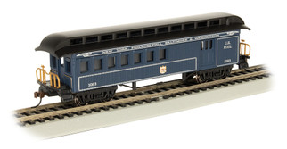 15205 HO Scale Bachmann Old-Time Combine w/Rounded-End Clerestory Roof-B&O Royal Blue