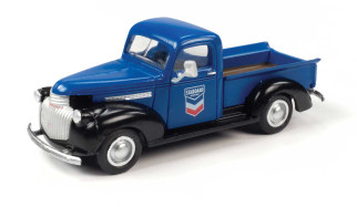 30653 HO Scale Classic Metal Works 1941-'46 Chevy Pickup-Standard Oil