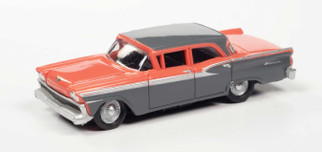 30645 HO Scale Classic Metal Works 1959 Ford Fairlane-Geranium /Gray