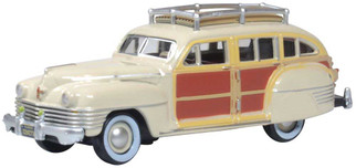 87CB42003 HO Scale Oxford Diecast Chrysler Town & Country Woody  Wagon 1942 Catalina Tan