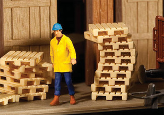 949-4129 HO Scale Walthers SceneMaster Wood Pallets 12-Pack