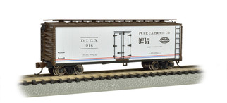 19855 N Scale Bachmann 40' Wood-Side Reefer -Pure Carbonic Co #218