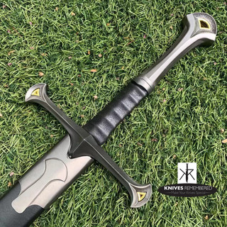 Oakeshotte Type XVIIIb - Dark Medieval Knight Arming Sword with Scabbard - CUSTOM ENGRAVED