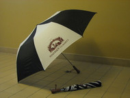 Folding golf umbrella
