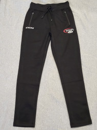 Post-game relaxation never felt this good. The heavyweight Premium Tapered Fleece Pant is a perfect choice for on or off the ice thanks to its comfortable tapered leg fit and poly/fleece blend construction. Featuring our Tactical Dry technology, these joggers will keep you warm and comfortable. Embroidered hockey swoosh logo. 84% polyester 12/5 rayon 4% spandex.