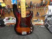 2016 Fender American Standard Precision 2016 - Sunburst