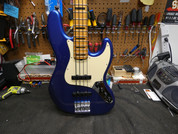 2020 Fender American Ultra Jazz Bass 2020 - Cobra Blue