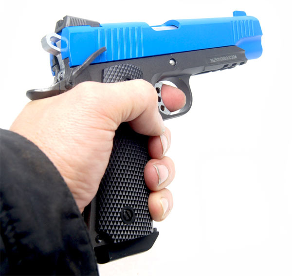 well G194 Pistol in airsoft players hand.