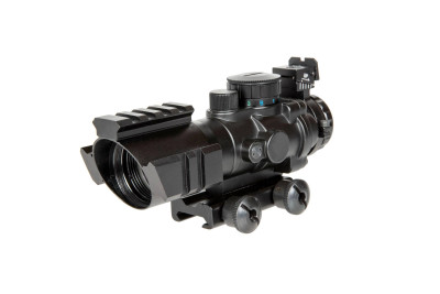 Theta Optics Rhino illuminated 4X32 Scope With Rails