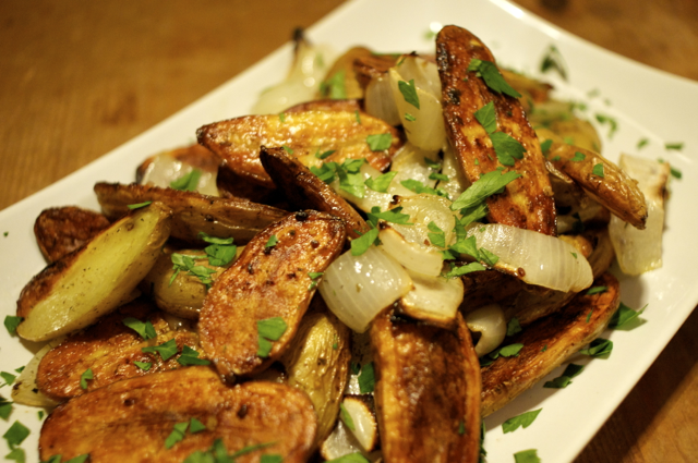 how to make roasted fingerling potatoes with all natural french seasonings