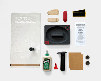Kit contains everything you need to make two Fingerboards: Canadian maple veneer sheets, 3-dimensional mold, glue, glue spreader, Thin Air Press and Launchpad, sandpaper, and grip tape.