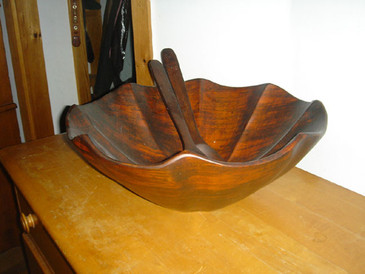OBEECHI Wood Salad Bowl with Servers