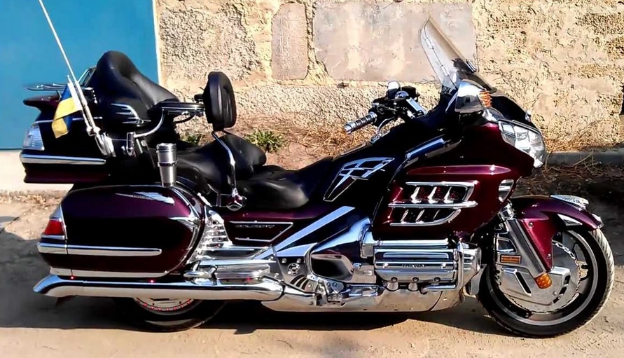 2006-gl-1800-goldwing.jpg