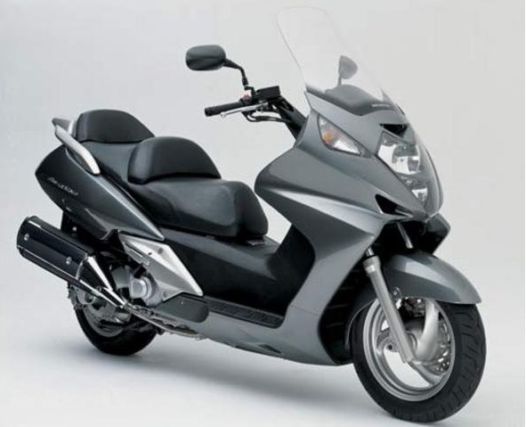 2007-honda-600cc-silver-wing.jpg