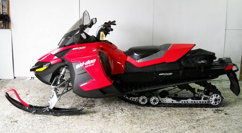2012-gsx-ski-doo.jpg