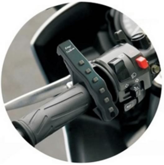 remote-on-grip.jpg