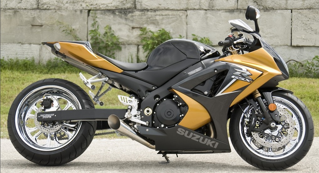 suzuki-gsxr-1000.jpg