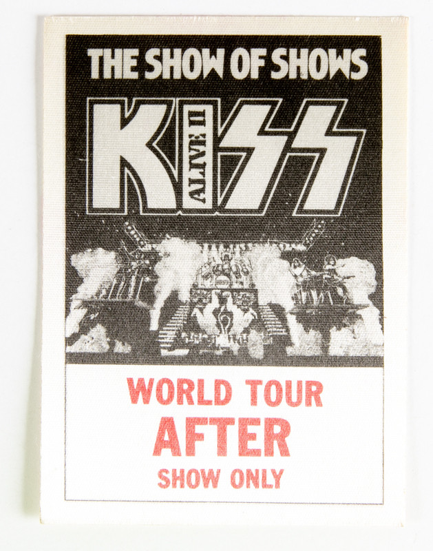 backstage pass game kiss