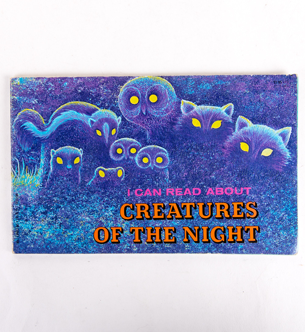 book-i-can-read-about-creatures-of-the-night-7-10-kiss-museum